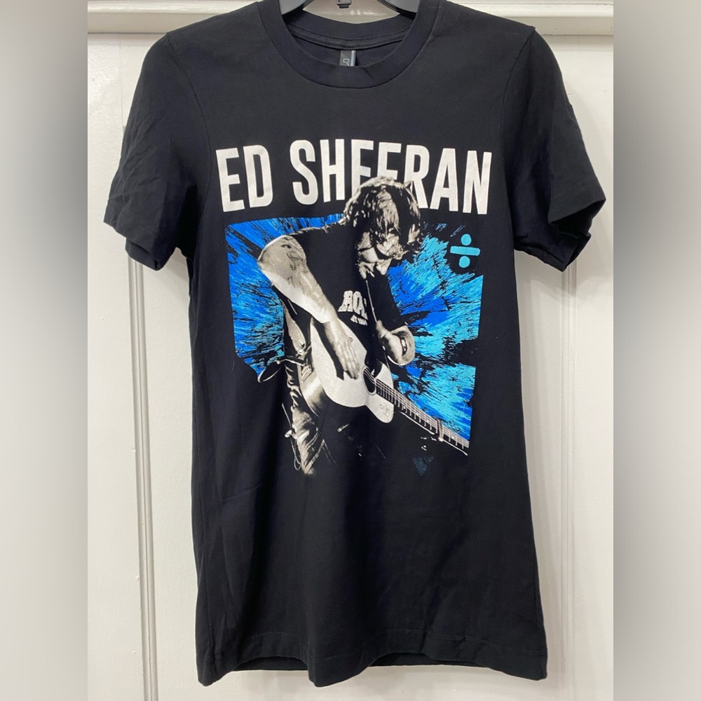 NEW* Ed Sheeran Divide World Tour T-shirt, unisex